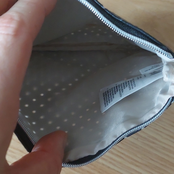 H&M pouch - Picture 3 of 3